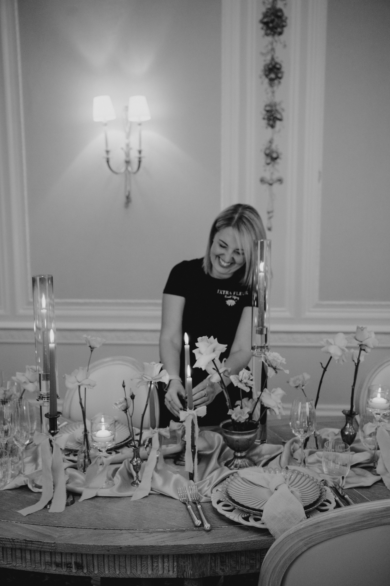 Leanne of Extra Fleur styling wedding flowers